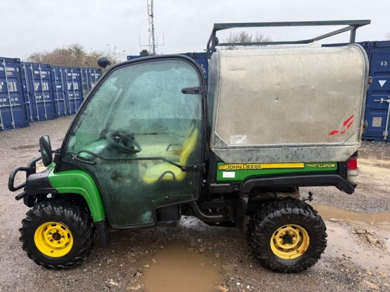  John Deere  Gator XUV 4X4 C Diesel