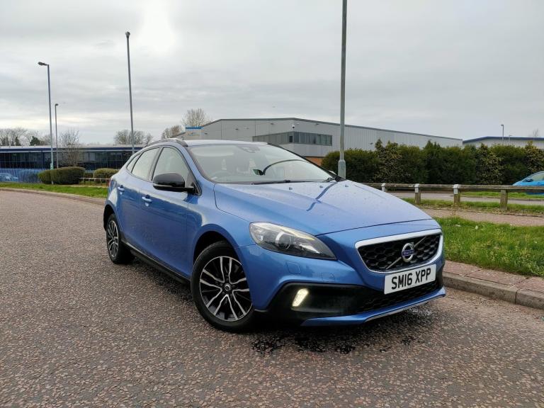 2016 Volvo V40 D2 [120] Cross Country Lux 5dr Geartronic HATCHBACK DIESEL Automatic
