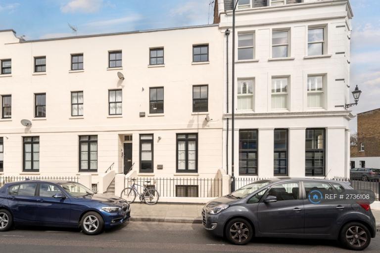 1 bedroom flat in Blythe Road, London, W14 (1 bed) (#2736108)