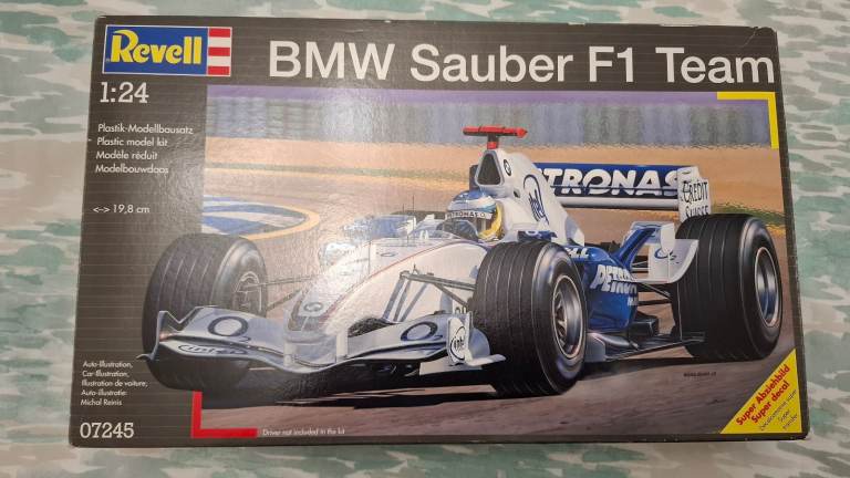Revell BMW Sauber F1 Team Model Kit 1:24 – NEW