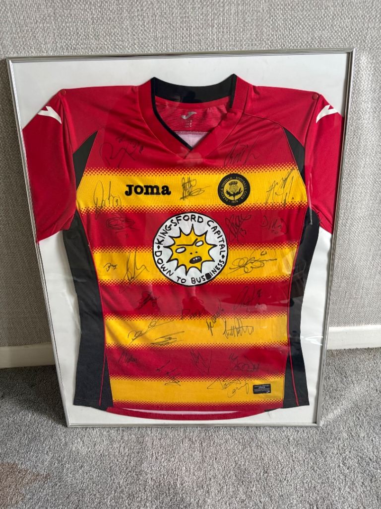 Signed Partick Thistle Football Shirt - Signed by 2015/16 Team