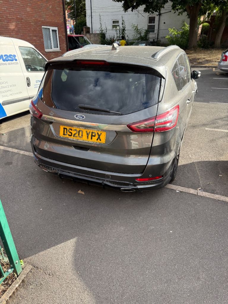 FORD S MAX ST LINE LIGHT DAMAGED 2020 in grey 