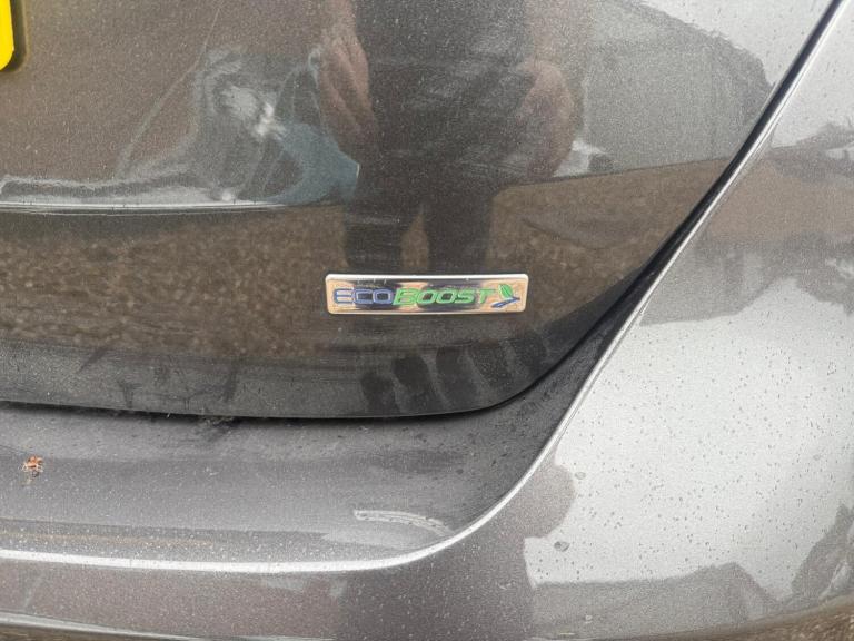 2017 Ford Focus 1.0 EcoBoost 125 Zetec Edition 5dr HATCHBACK PETROL Manual