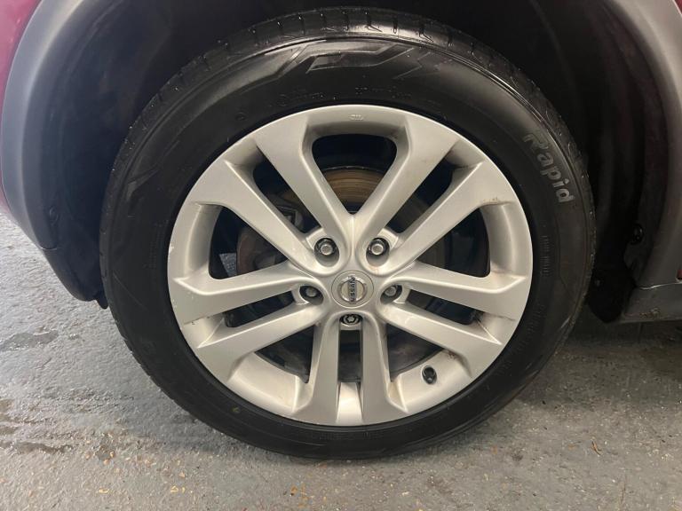 2012 Nissan Juke 1.6 Acenta Premium Euro 5 (s/s) 5dr HATCHBACK Petrol Manual