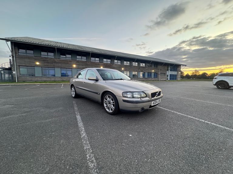 Volvo, S60, Saloon, 2004, Other, 2401 (cc), 4 doors