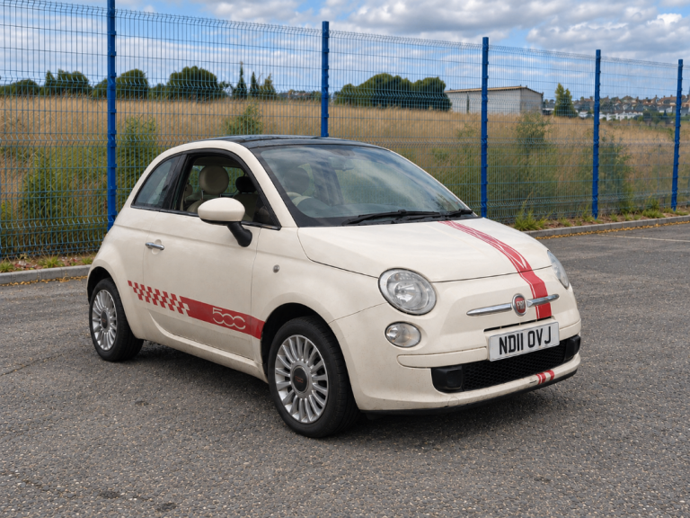 Fiat, 500, Hatchback, 2011, Manual, 1242 (cc), 3 doors