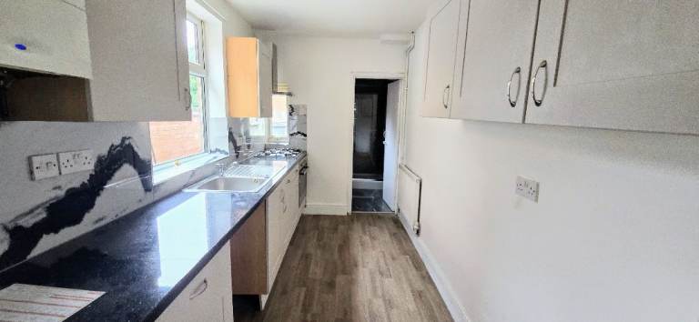 3 Bedroom House to Rent LE4