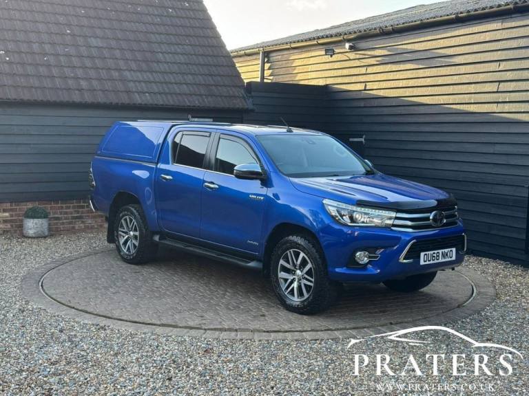 2018 Toyota Hilux Invincible D/Cab Pick Up 2.4 D-4D Auto PICK UP DIESEL Automatic