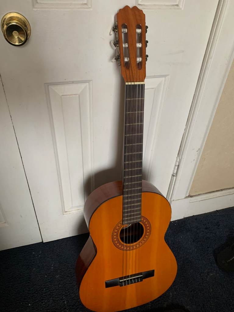 Admira BM Almería Spanish Flamenco/Classical Guitar with Case