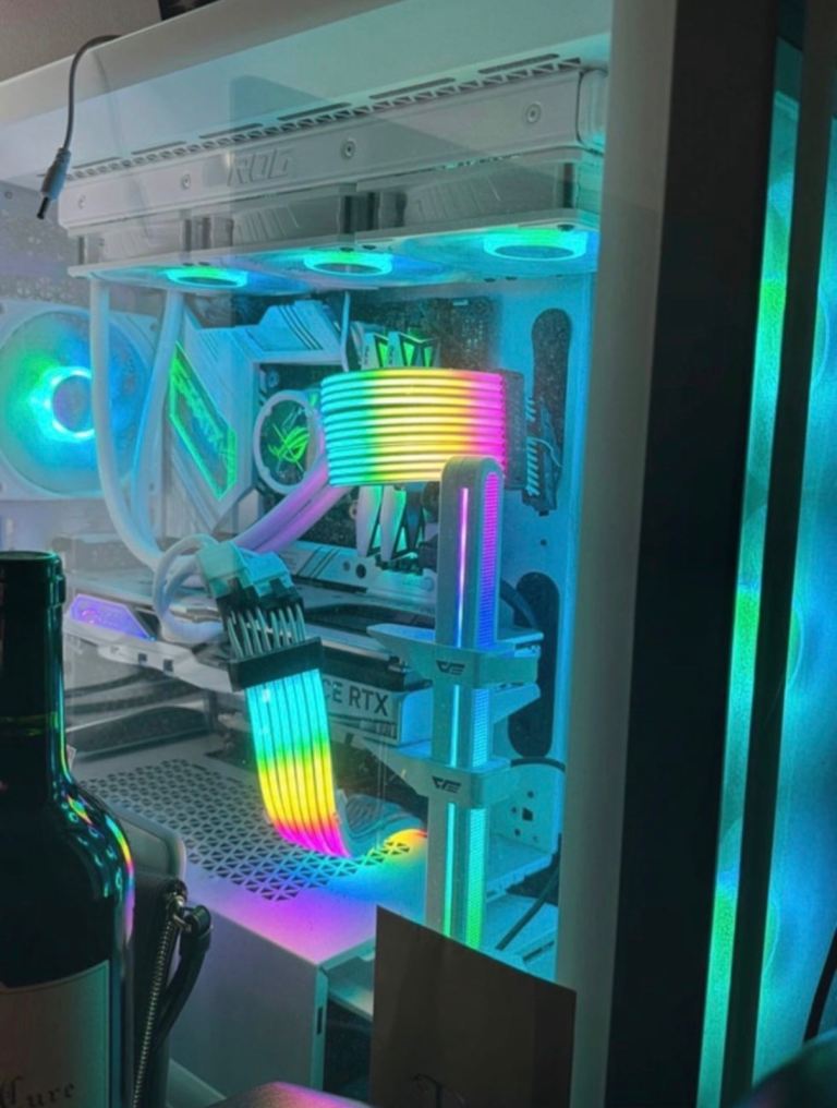 White RTX 4070 Super Gaming PC | i7-12700F | 64GB RAM | 4TB SSD | ROG Build