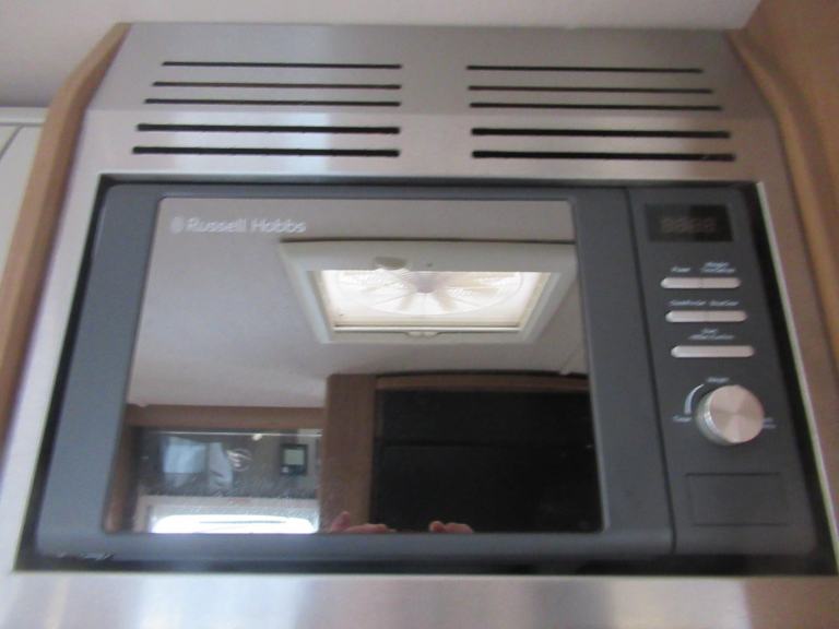 Auto Trail Tracker FB