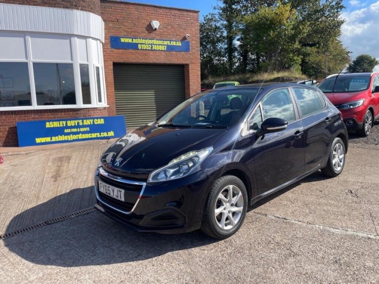  Peugeot 208 1.0  Active 5dr 10 SERVICE STAMPS Petrol