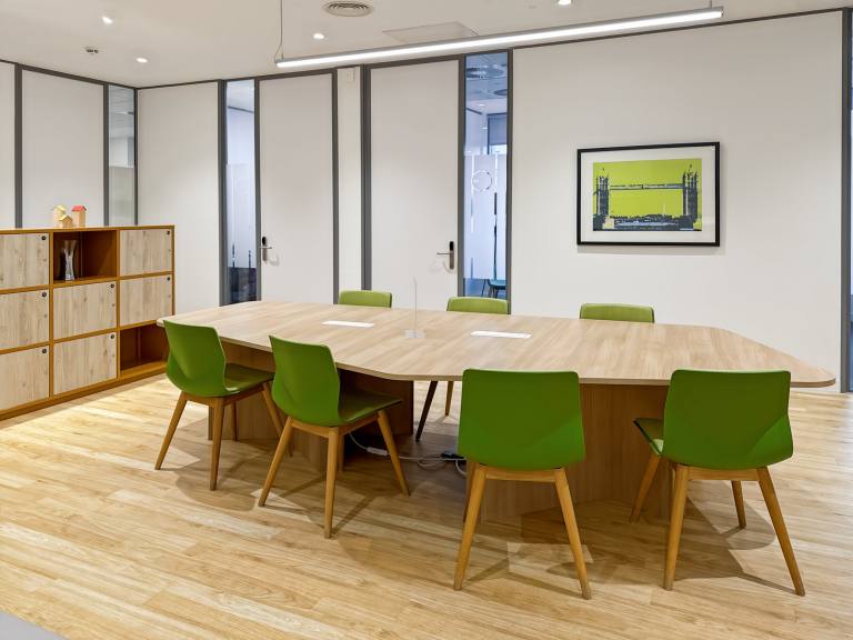 Manchester - M50 1RF \ Flexible Workspace for Up to 10 Desks