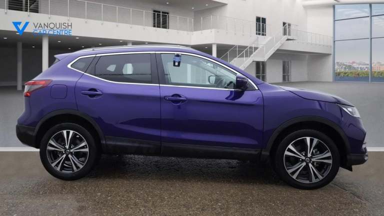 2017 Nissan Qashqai 1.6 dCi N-Connecta 5dr HATCHBACK DIESEL Manual