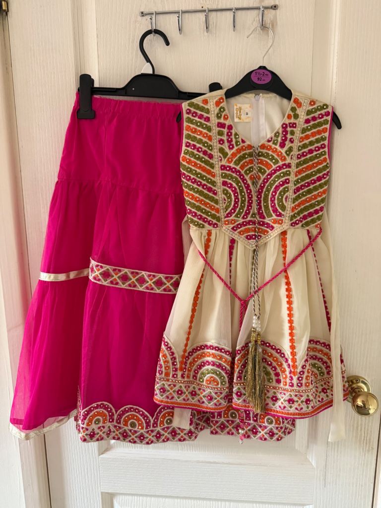 Desi dress size 26/ girl dress 4-5 year old