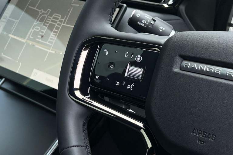 2025 Land Rover Range Rover Velar 2.0 D200 MHEV Dynamic SE SUV 5dr Diesel Auto 4WD Euro 6 (s/s) (...