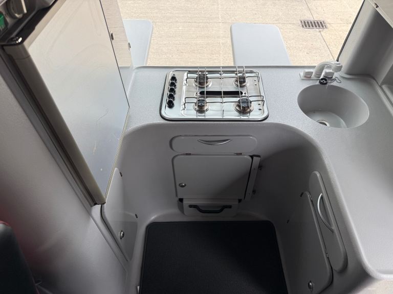 Renault TRAFIC SL27 DCI 100 SWB Lifestyle Developments St Tropez Camper Van