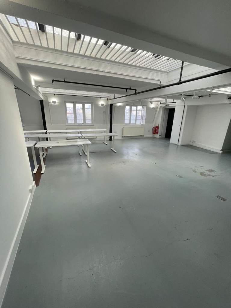 Office Studio Live-Work Space - Tanner Street, Bermondsey, London SE1