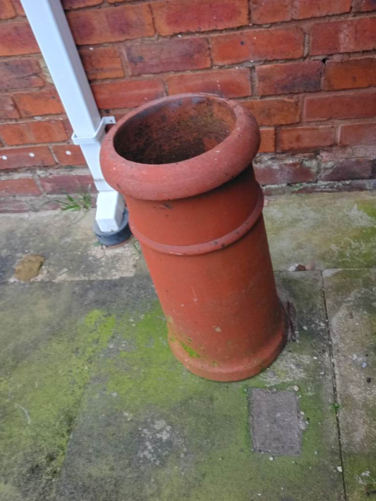 Plain Terracotta Chimney Pot