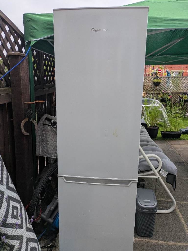 Free Fridgemaster fridge freezer 