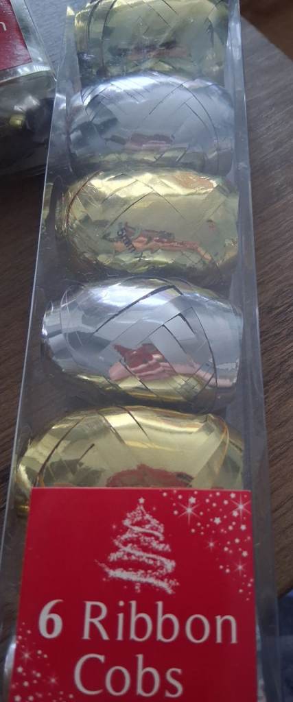 New Christmas Ribbon Cobs – Gold and Silver, 6-Pack