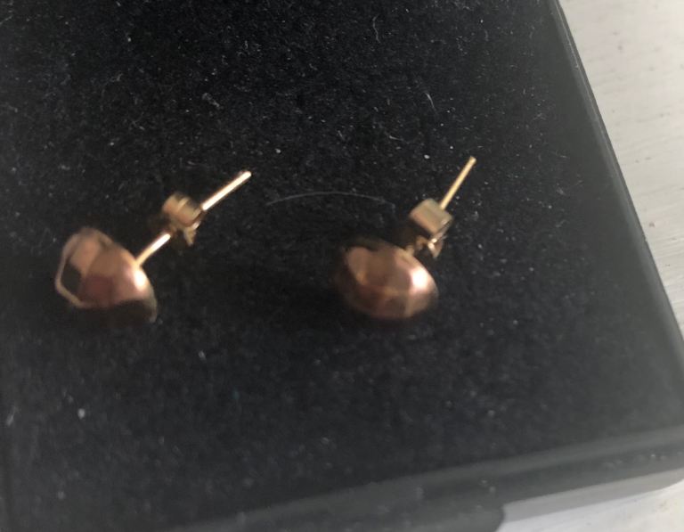 Beautiful  9ct Rose Gold Studs 