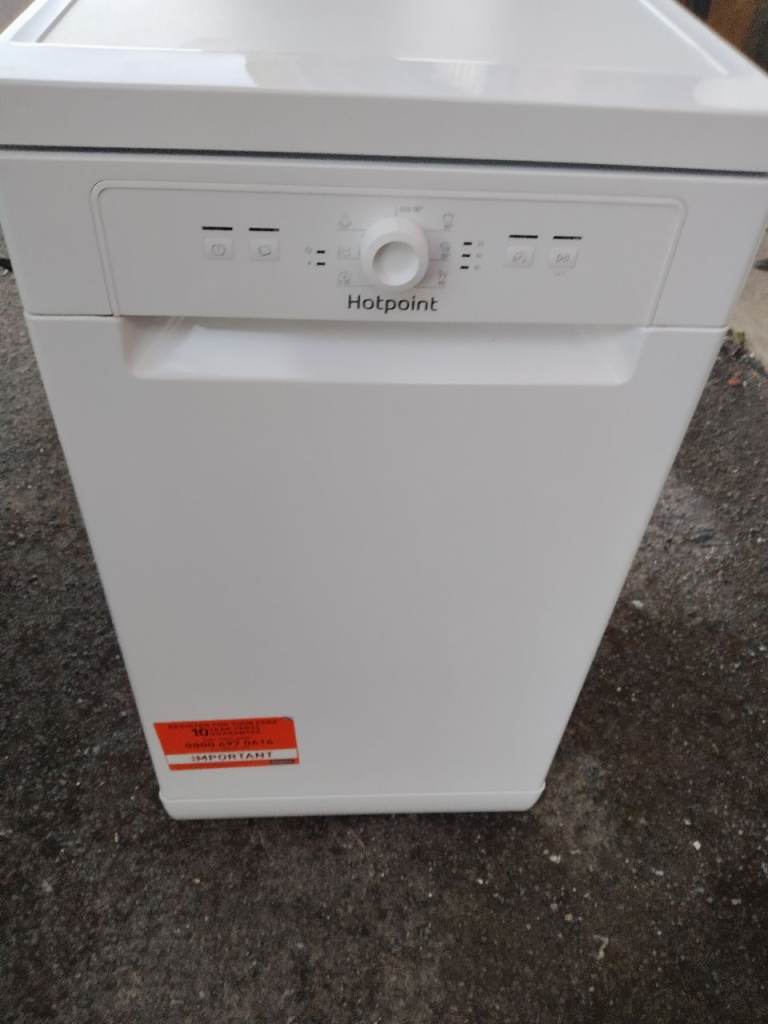 Slimline dishwasher 