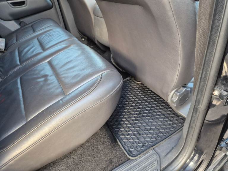 2012 vw amarok highline 4 motion. 2.o diesel manual