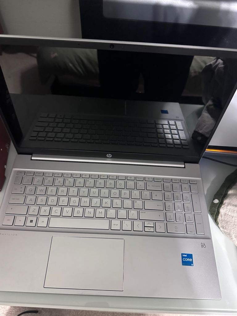 **HP PAVILION LAPTOP 15 eg3009na TOUCH SCREEN**