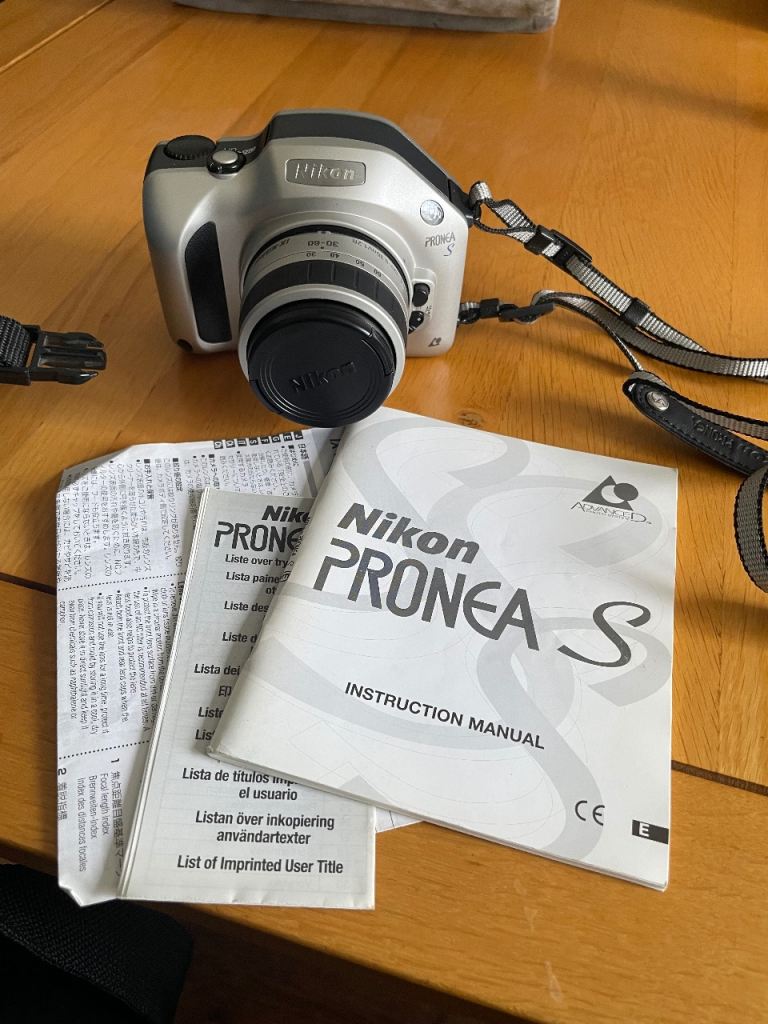Camera with instructions 