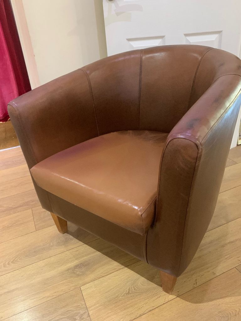 Faux leather bucket chair 