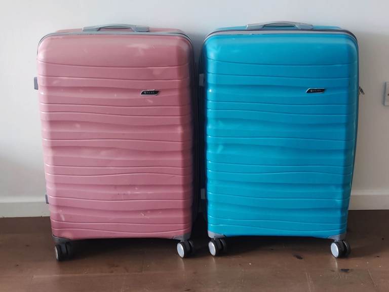 Large Hard Shell Suitcases – Lightweight 4-Wheel Luggage – Pink & Blue – Good Condition