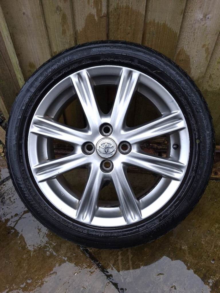 Alloy wheel and tyre 195/150 R16 for Toyota Auris