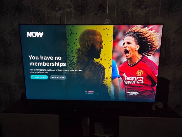 64.5" Samsung QE65Q70A Smart TV