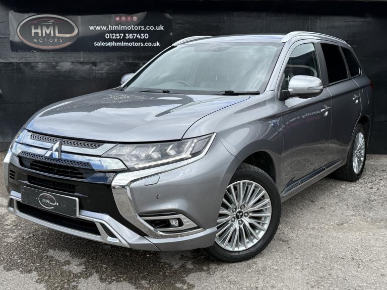 MITSUBISHI OUTLANDER 2.4 h TwinMotor 13.8kWh 4h 2019