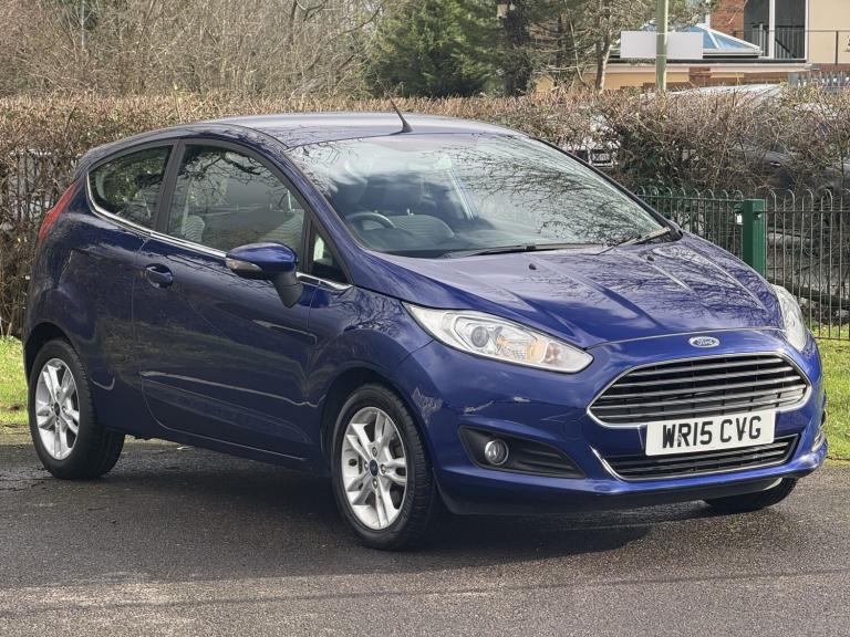 FORD FIESTA 1.3 Zetec 2015