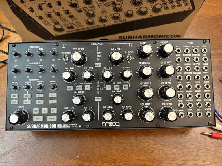 Moog Subharmonicon
