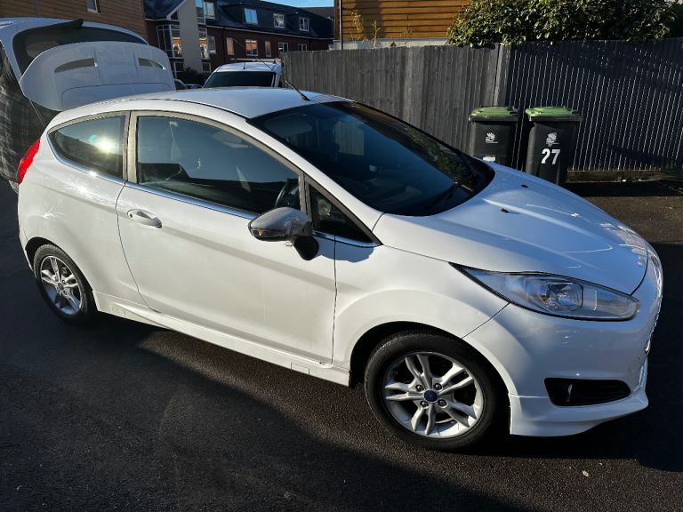 Ford, FIESTA, Hatchback, 2014, Manual, 998 (cc), 3 doors