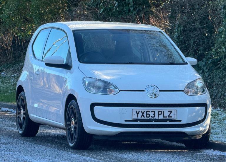 2013 Volkswagen up! 1.0 Move Up 3dr  HATCHBACK Petrol Manual