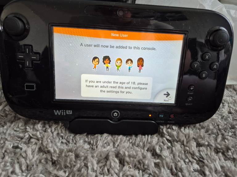 Nintendo Wii U Console & GamePad – Black, Good Condition