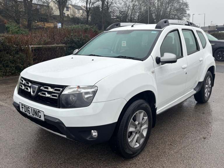 2016 Dacia Duster 1.5 dCi Laureate 4WD Euro 6 (s/s) 5dr HATCHBACK Diesel Manual