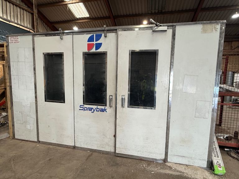Spraybake spray booth