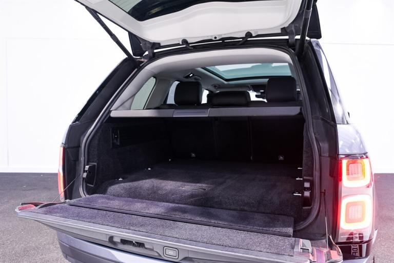 2021 Land Rover Range Rover 2.0 P400e 13.1kWh Vogue BLACK PACK PAN ROOF SUV 5dr Petrol Plug-in Hy...