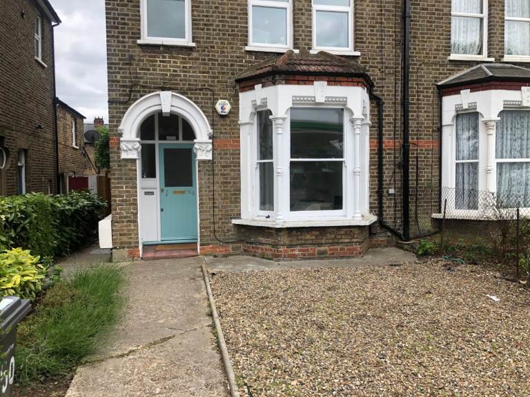 Studo Flat to Let