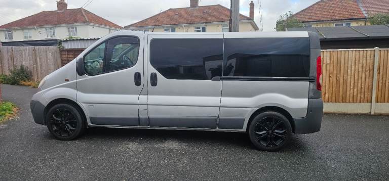 Vauxhall, VIVARO, 9 seater, MPV, 2014, Manual, 1995 (cc), 5 doors