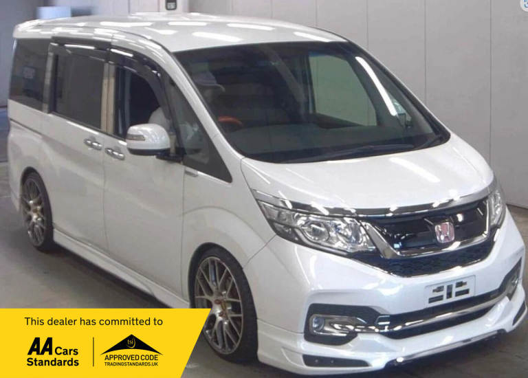 2015 Honda Stepwagon RP3 1.5 Turbo Spada Waku Waku Doors MPV Automatic