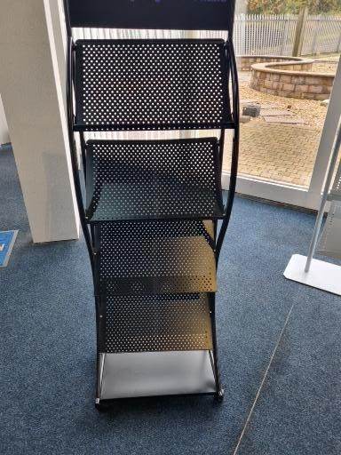 Display Retail Units - Various Types - Excellent Conditions - Job Lot £20