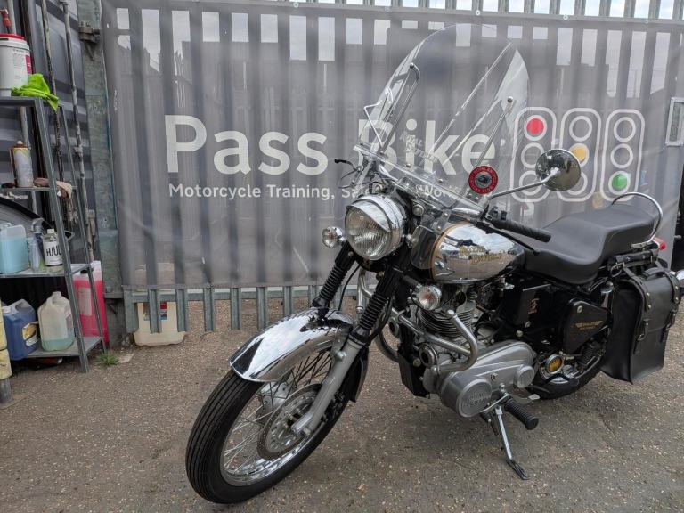 Royal Enfield Bullet Machismo, Low Miles!