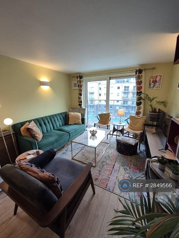 2 bedroom flat in Building, London, SE18 (2 bed) (#2849566)