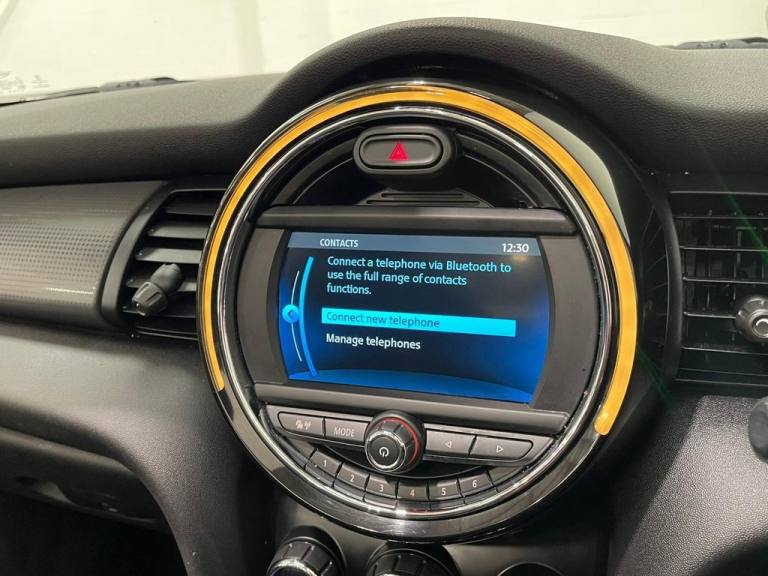 2018 MINI Convertible 1.5 Cooper Convertible 2dr Petrol Steptronic Euro 6 (s/s) (136 ps) Converti...